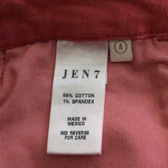 JEN7 stretch Bermuda shorts in a washed/weathered orange shade. - Picture 4 of 5